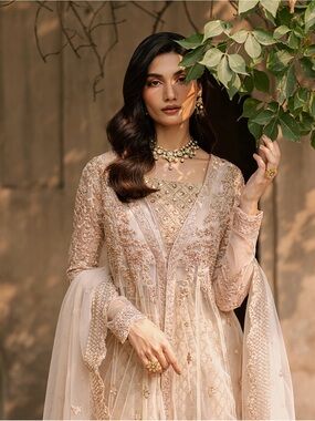 azure original not Maria b sania maskatiya sana salman Faiza saqlain Farah talib